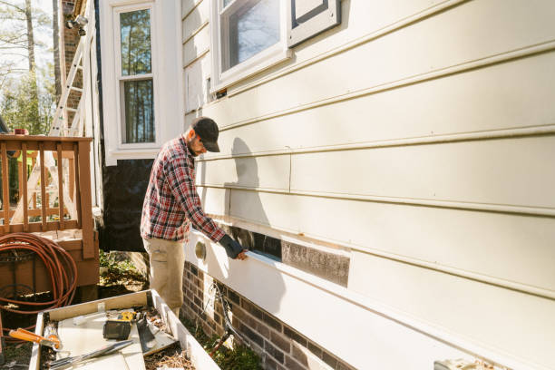Top rated local Emergency Siding Repair specialists in Greens Fork, IN